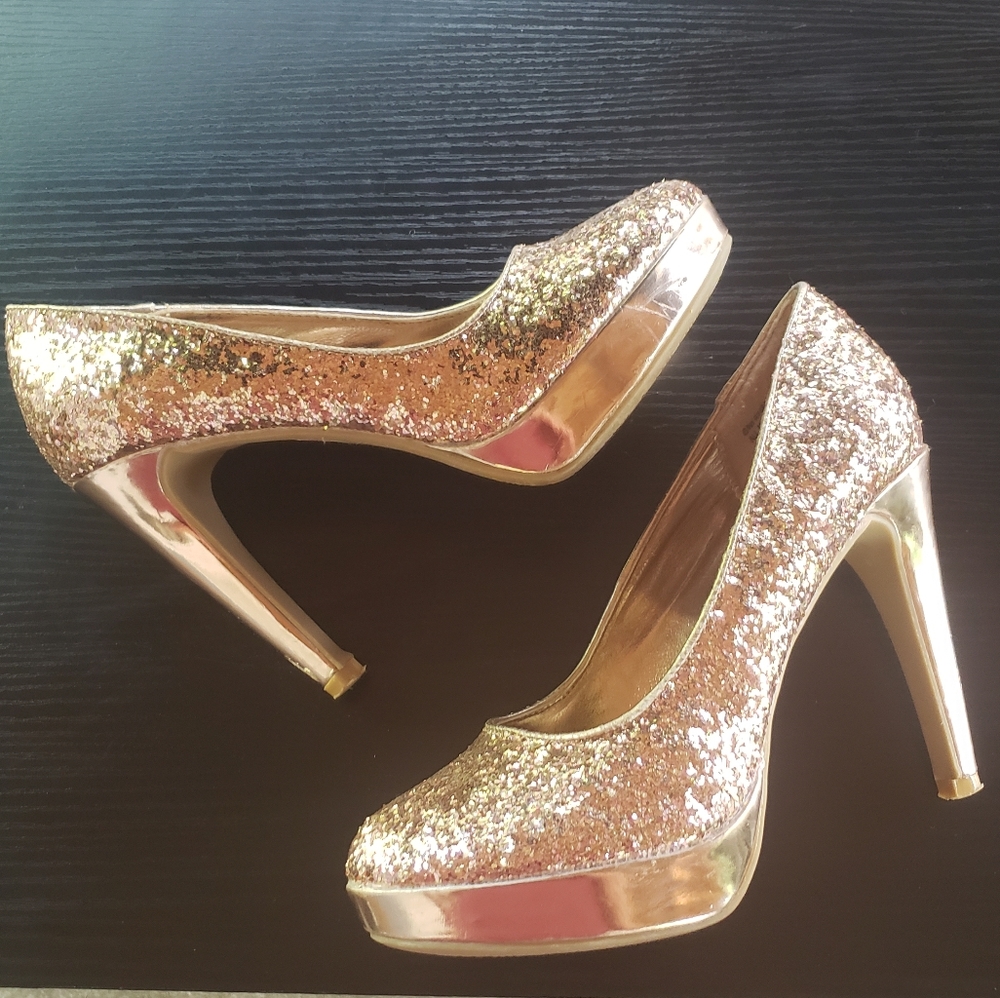 Rampage rose gold sequin heels sz 6